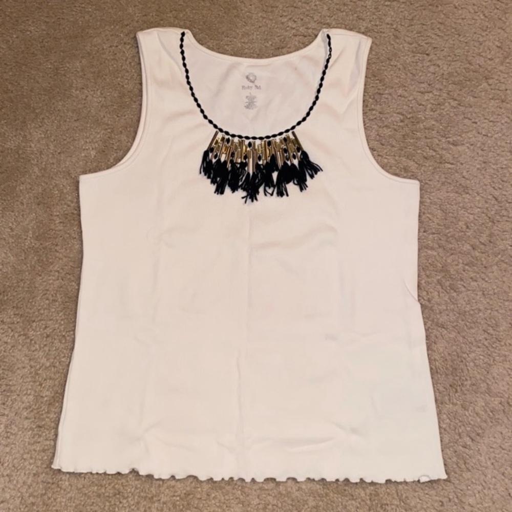 🍂Ruby Rd. Tassel Accent Top🍂 - Picture 4 of 8
